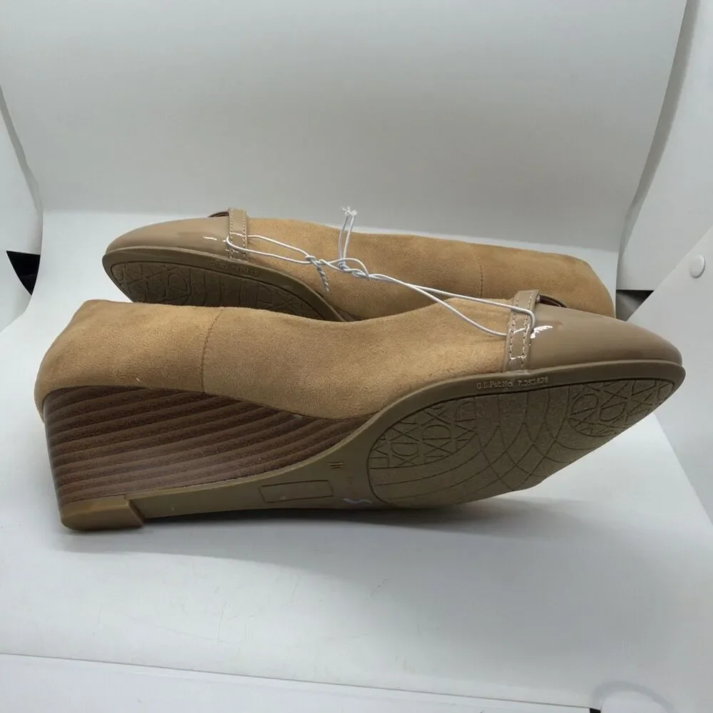 NEW Gloria Vanderbilt Memory Foam Tan Wedge 2" Heels Women’s size 11 W - Picture 9 of 10